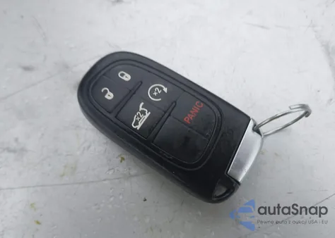 2019 Jeep Cherokee Limited 4X4 из США, поврежденный, VIN 1C4PJMDN1KD194347